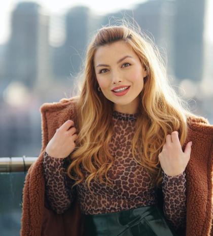 Elena Gheorghe photo 300913