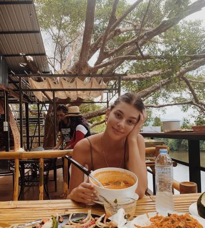Camila Morrone photo 302745
