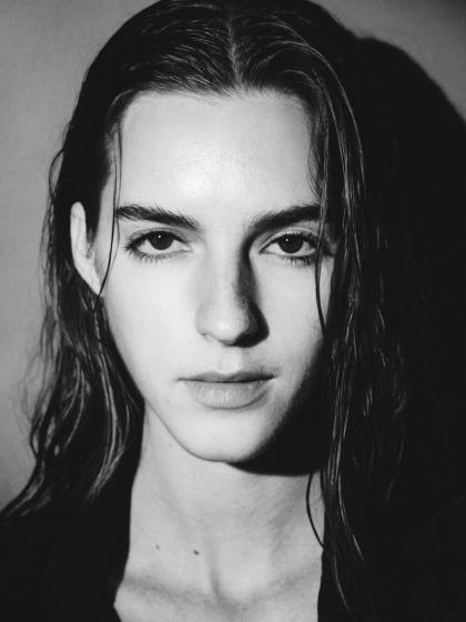 Emily Feld photo 307292