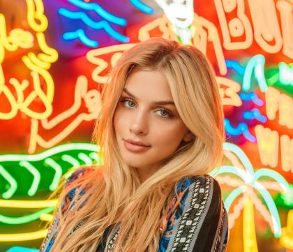 Marina Laswick photo 310648