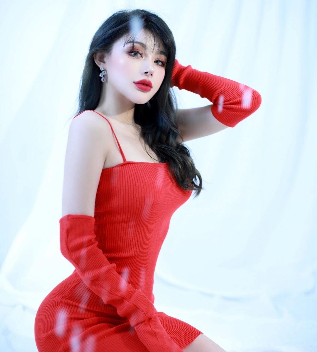 Qiu Qqq