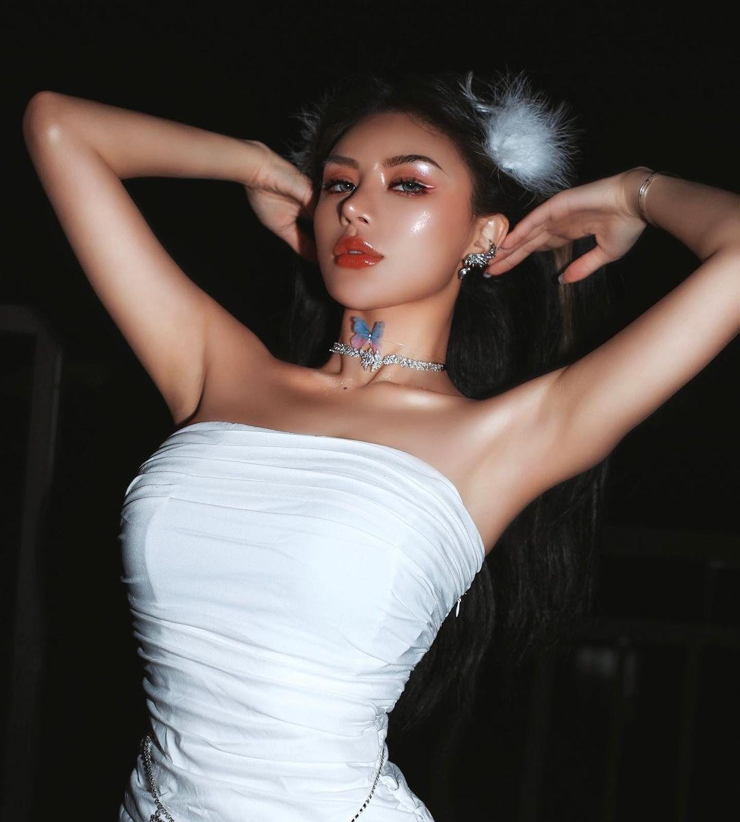 Qiu Qqq