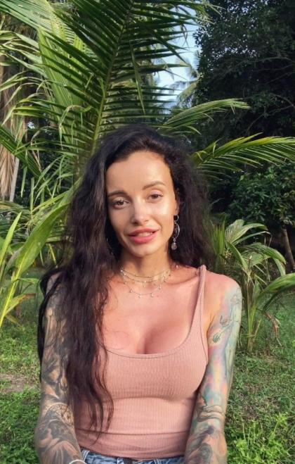 Anya Sugar