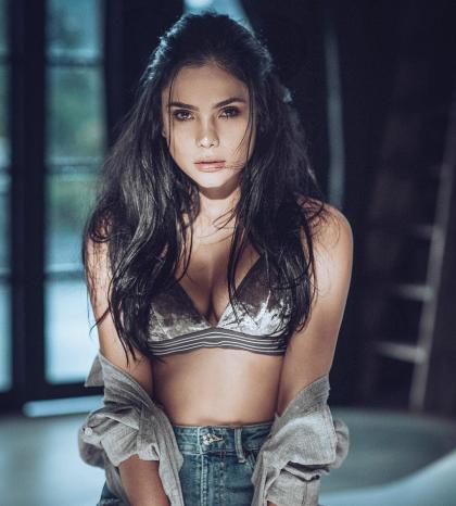 Jacke Cardona