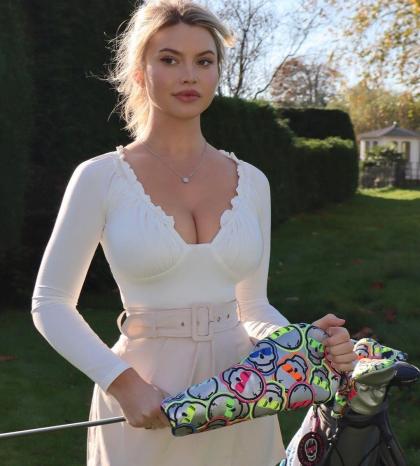 Lucy Robson photo 315180