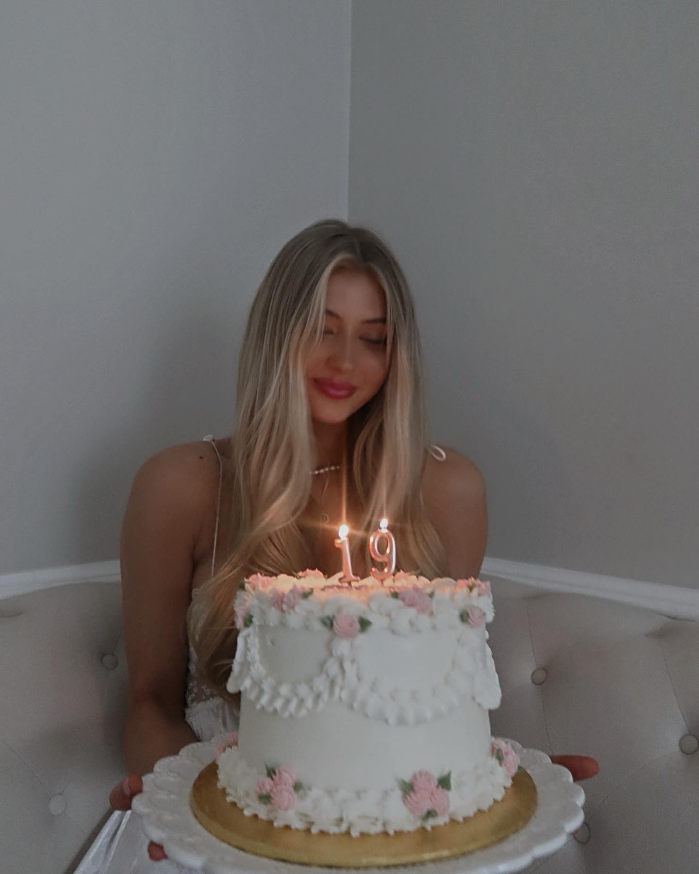 Victoria Rozmajzl
