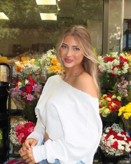 Victoria Rozmajzl photo 24543