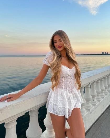 Victoria Rozmajzl