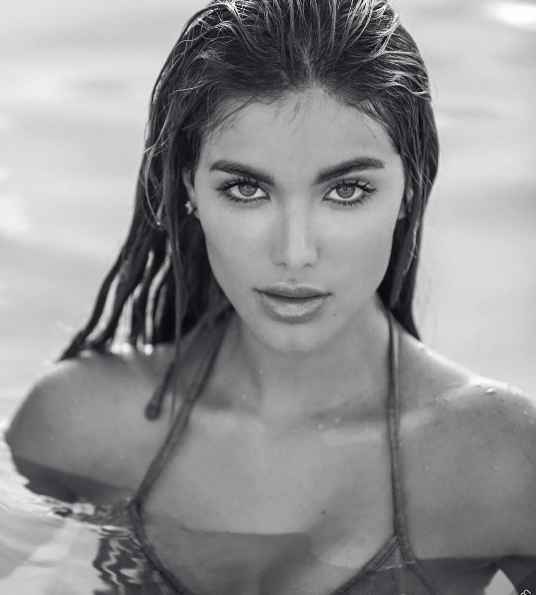 Aleska Genesis