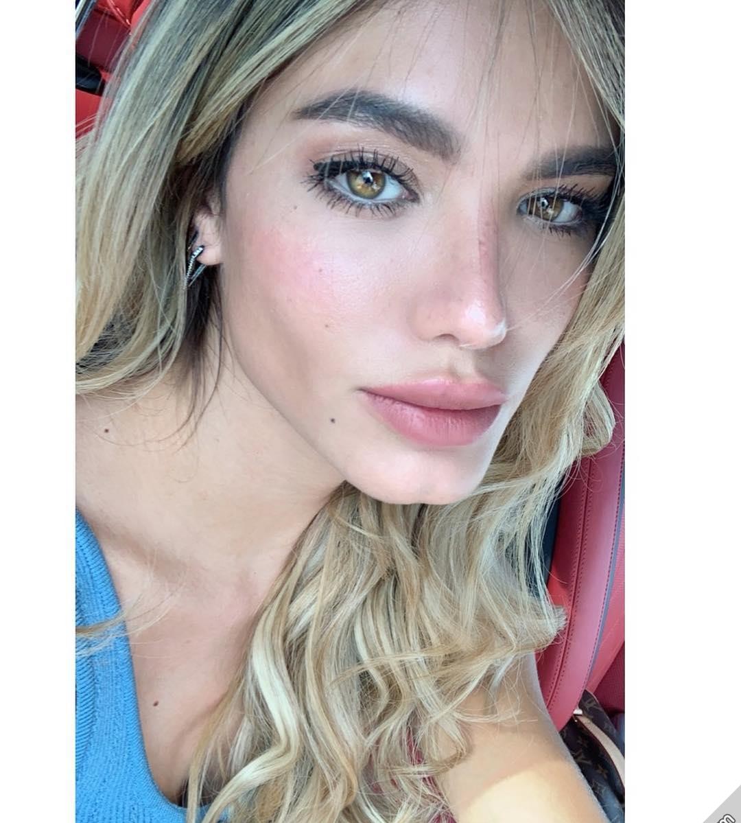 Aleska Genesis