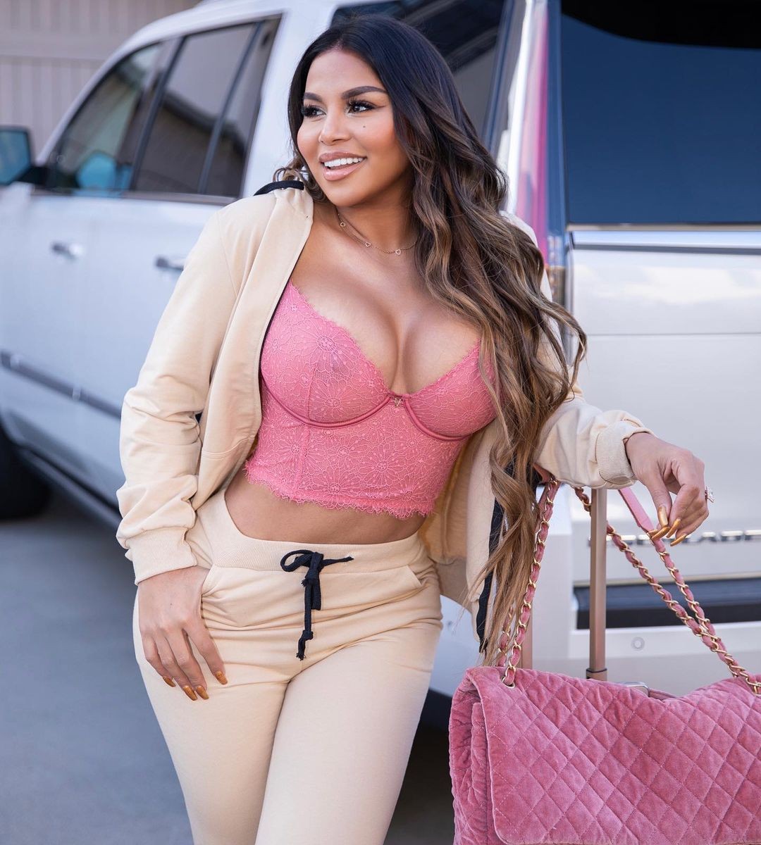 Dolly Castro Chavez