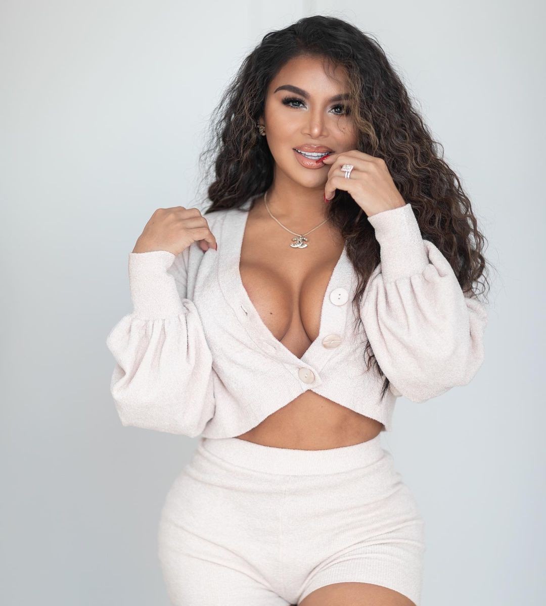 Dolly Castro Chavez