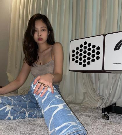 Jennie Ruby Jane photo 320160