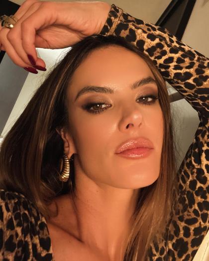 Alessandra Ambrosio photo 24713