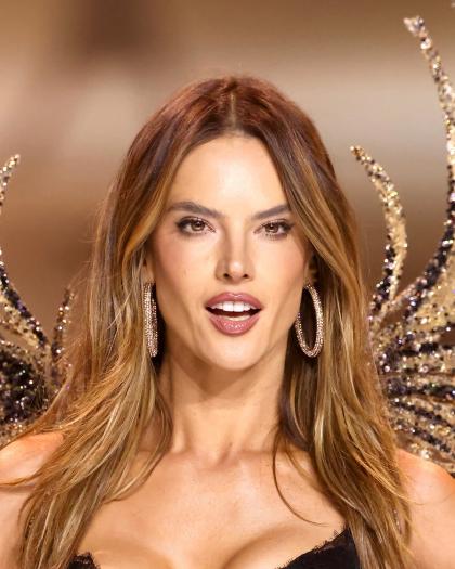 Alessandra Ambrosio photo 24742