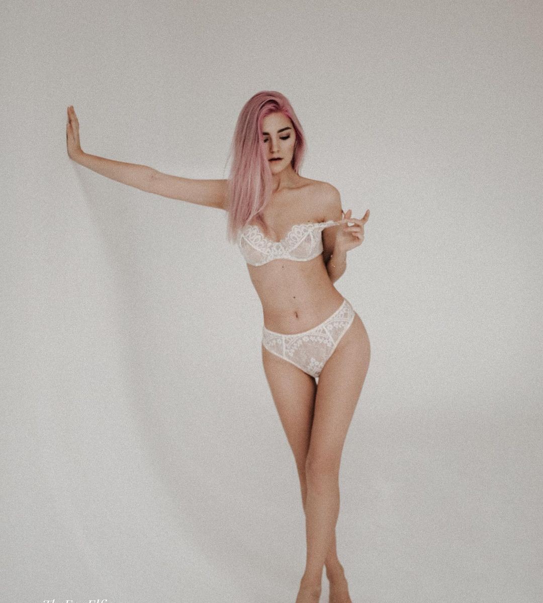 Eva Elfie