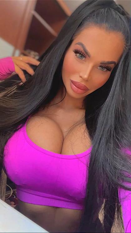 Adriane Kailyn photo 360