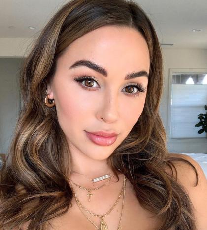 Ana Cherí photo 274396