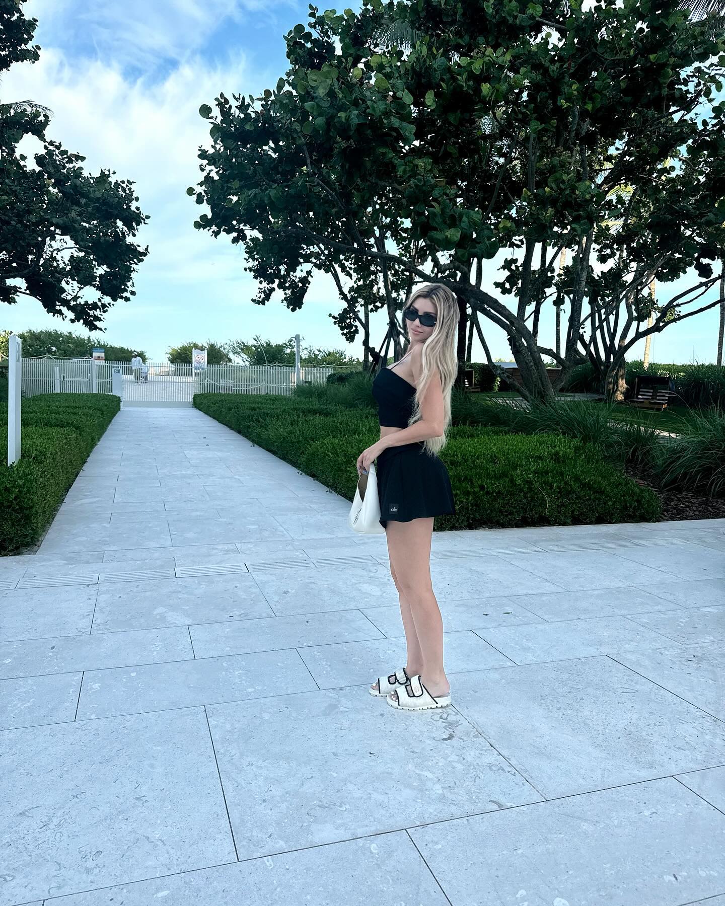Alexa Dellanos