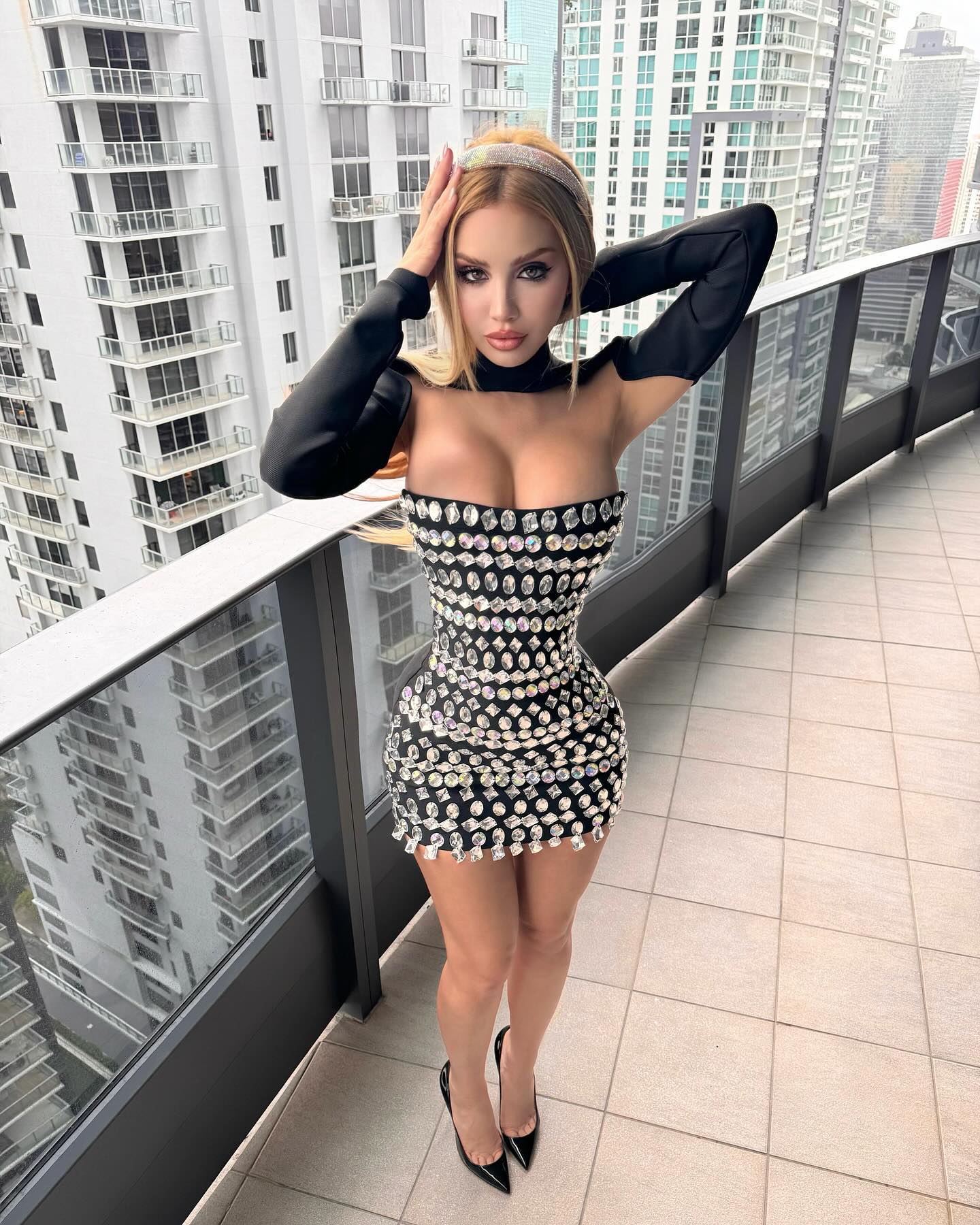 Alexa Dellanos