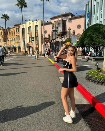 Alexa Dellanos photo 27621