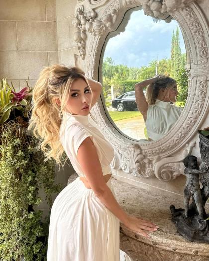 Alexa Dellanos photo 27667