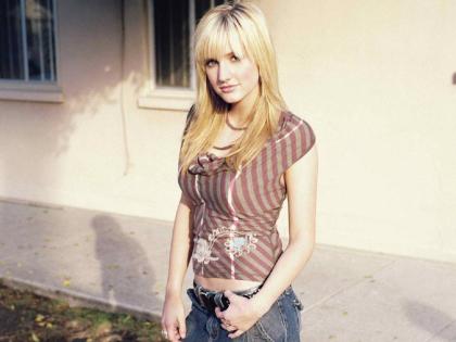 Ashlee Simpson photo 71090