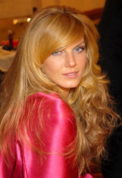 Angela Lindvall photo 97534