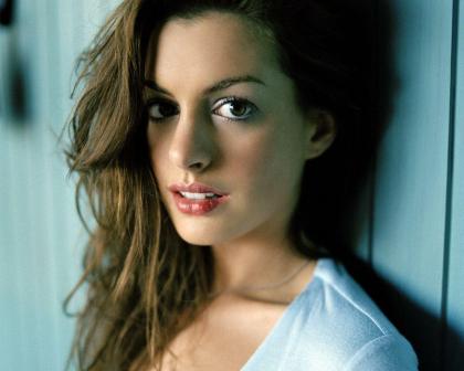 Anne Hathaway photo 238505