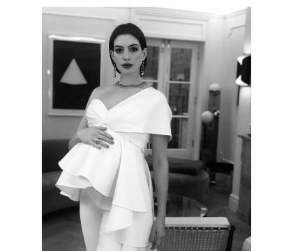 Anne Hathaway