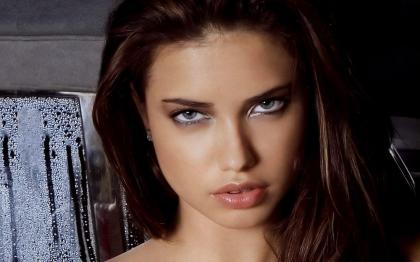 Adriana Lima photo 241054