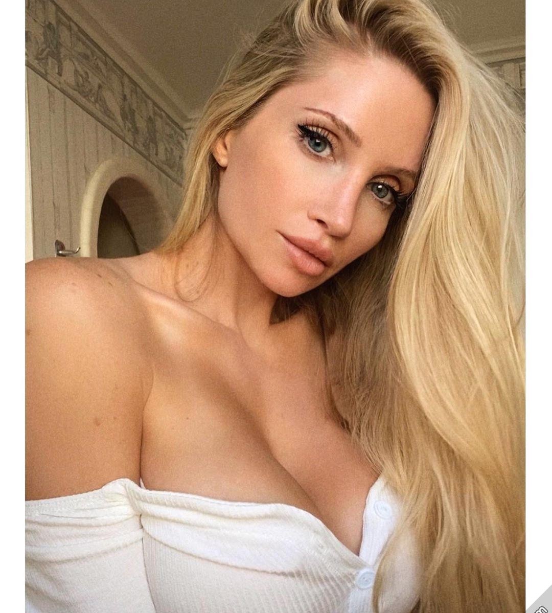 Amanda Lee