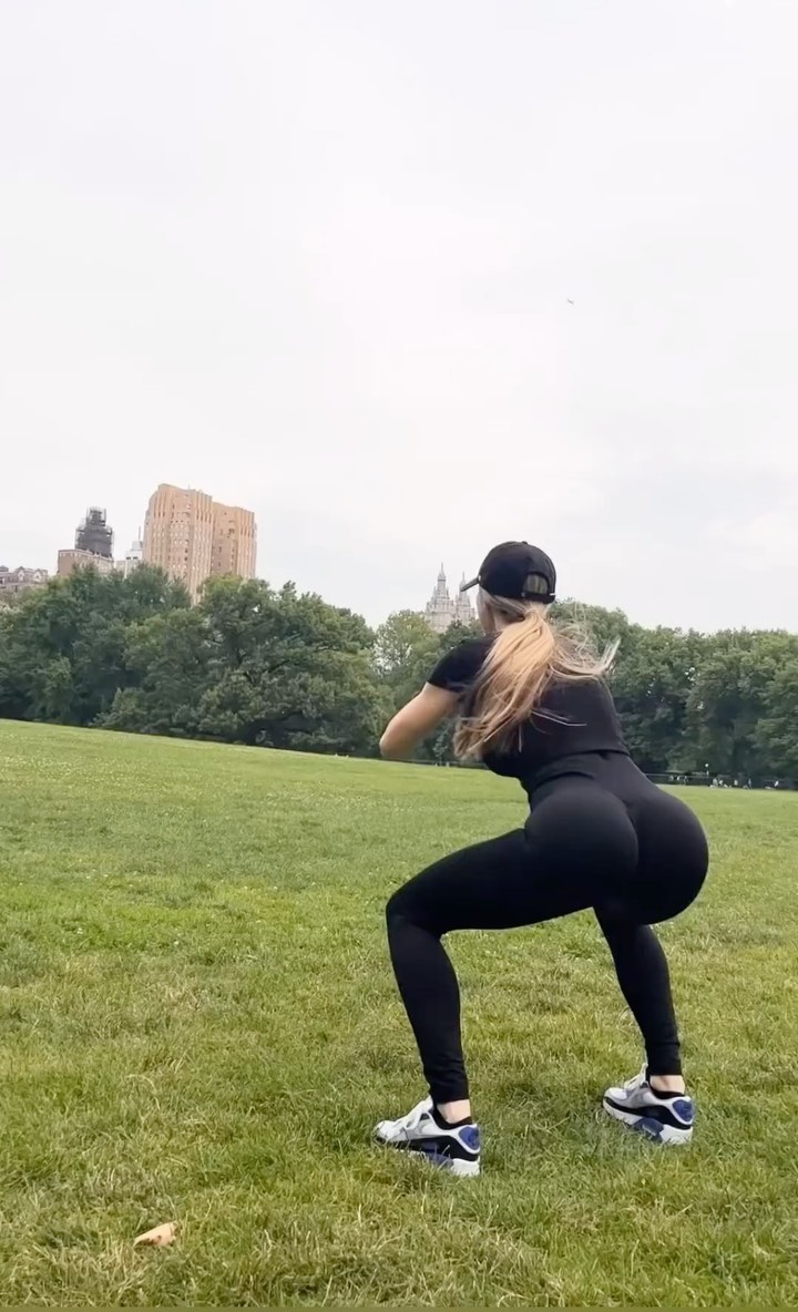 Amanda Lee
