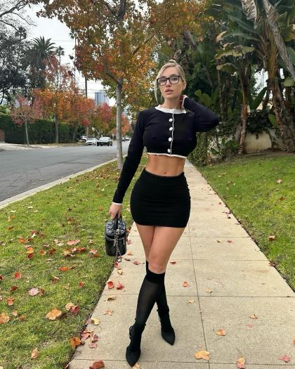 Amanda Lee photo 68207