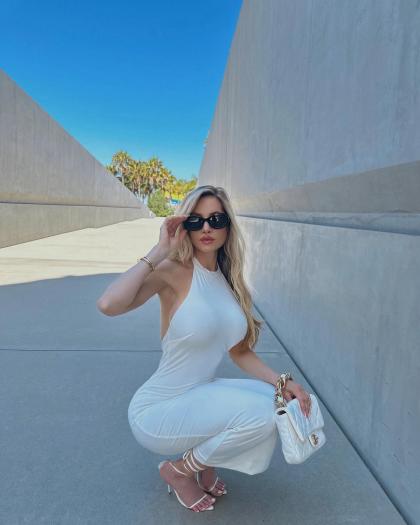 Amanda Lee photo 68221