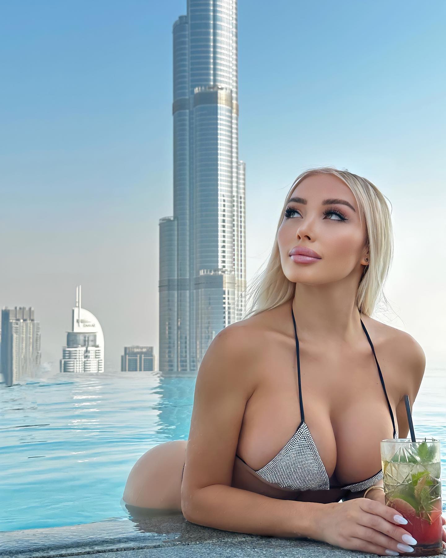 Daniella Chávez