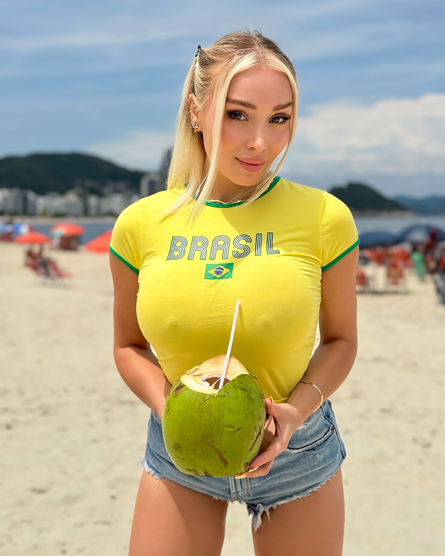 Daniella Chávez