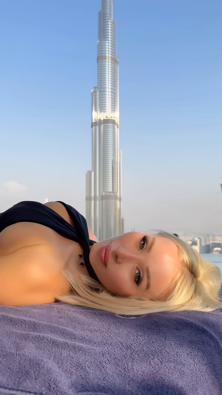 Daniella Chávez