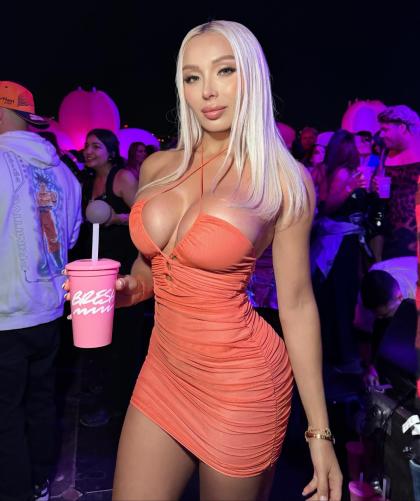 Daniella Chávez photo 4687