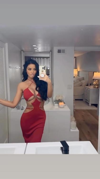 Abigail Ratchford photo 70463