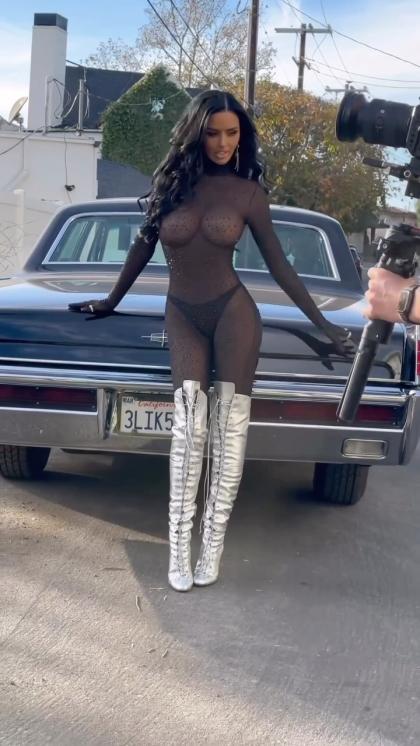 Abigail Ratchford photo 70473